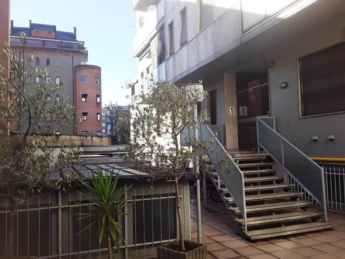 Appartement Camera A Milano Zona Nolo Cimiano Extérieur photo